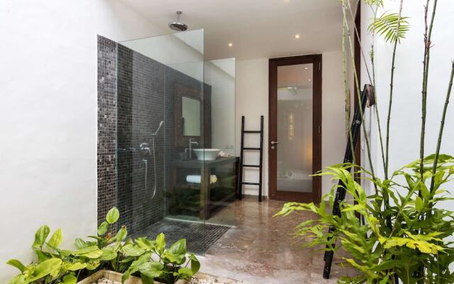 Beautiful Villa With Private Pool, Bali Villa 2028