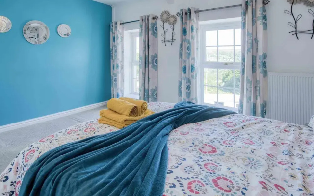 Hopkins Retreat Farm - 5 Bedroom House - Swansea
