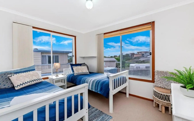 Rocky Point - pet friendly accommodation for multiple families