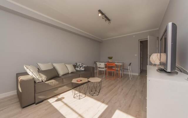 BillBerry Apartments - Merchant House