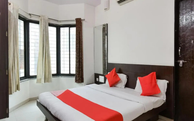 Oyo Flagship 76407 Hotel Sai Suman Palace