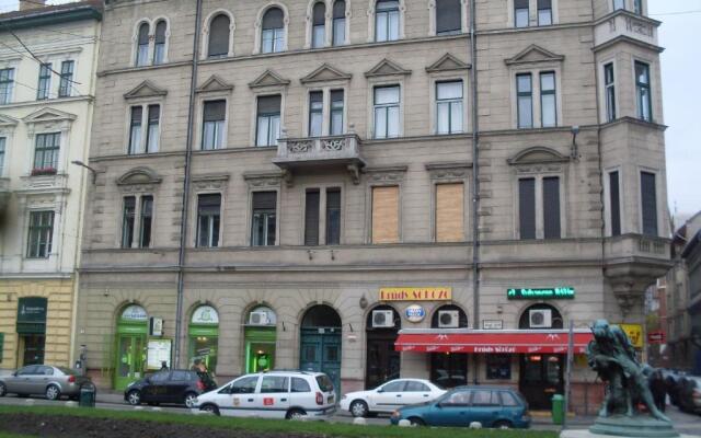 Sleepover City Center Hostel