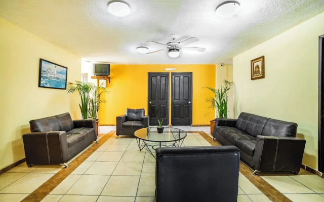 OYO Hotel Bugambilia, San Luis Potosí