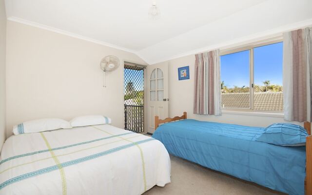 Castions - Lennox Head