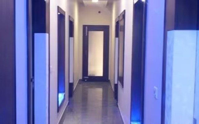 Hotel Heera Continental