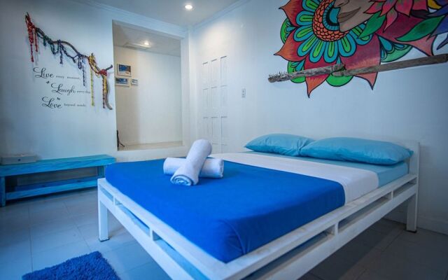 Mad Monkey Hostel Boracay