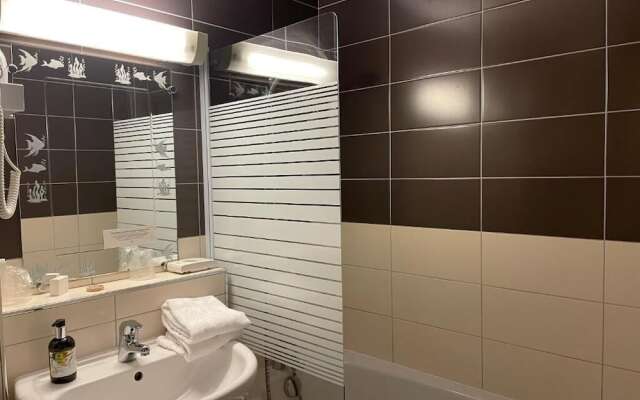 Logis Hôtel Restaurant La Tête Noire