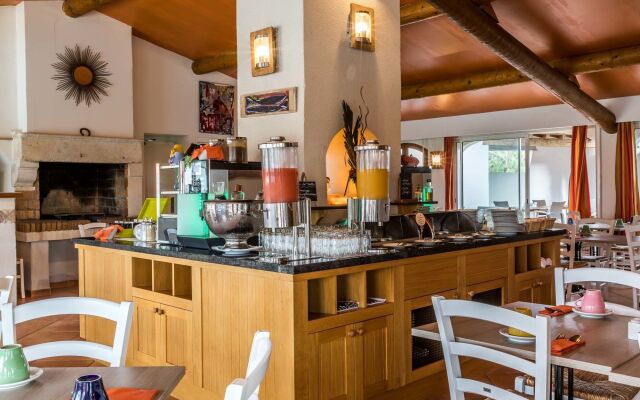 Auberge Cavaliere du Pont Des Bannes