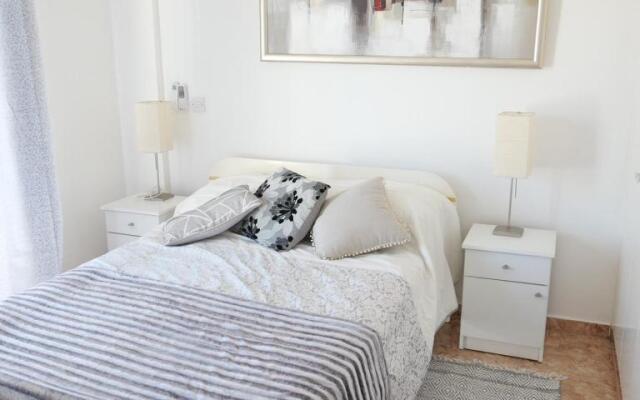 Melanos Residence 2 bdrm townhouse with private pool