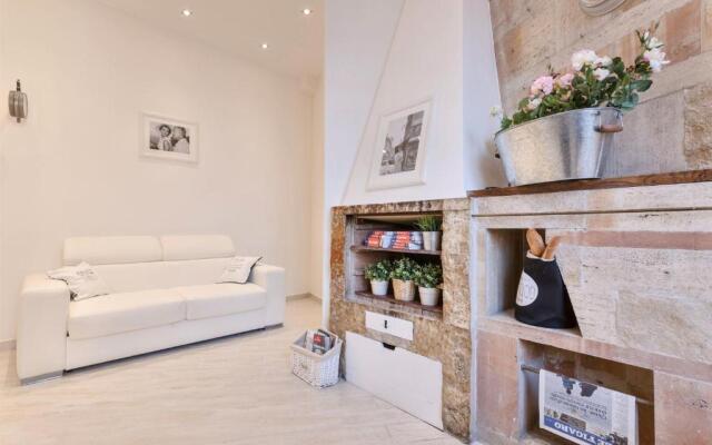 TownHouse by the Spanish Steps
