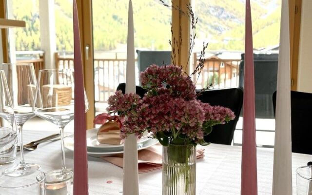 Impeccable 3-bed Duplex Penthouse in Saas-fee