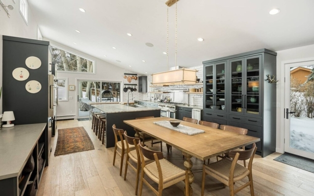 Martingale Lane Home