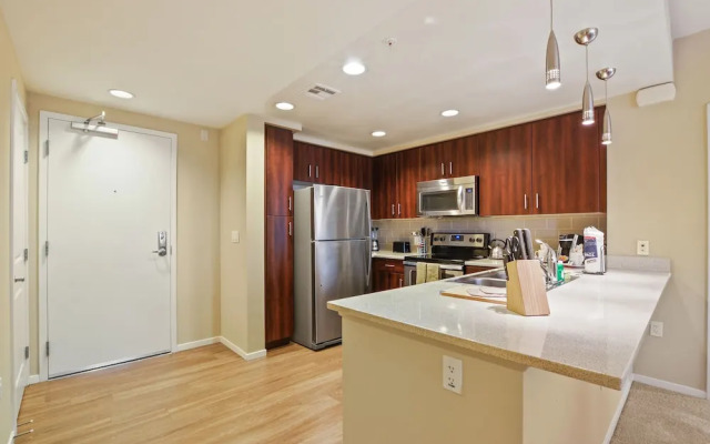 Global Luxury Suites Redwood City