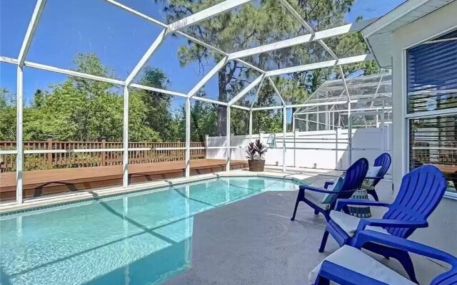 Windwood Villa 4 Bedroom Home by RedAwning