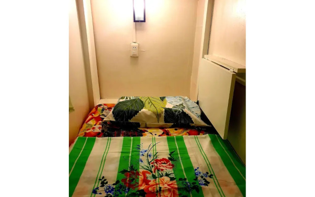 GardenPod Hostel + Café