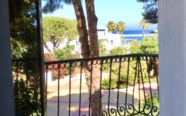 Loger Confort Apartments Beach&Pool