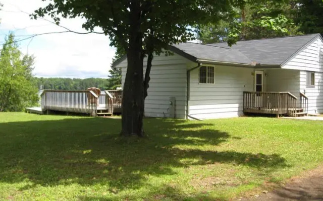 Maple Lake Home