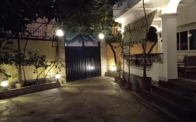 Mandarine Hostel