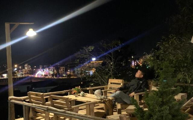 Sapa Jungle Pub  Homestay
