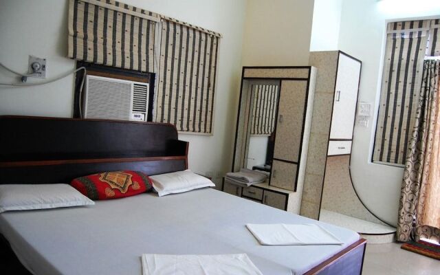 Sai Home Stay Bed and Breakfast