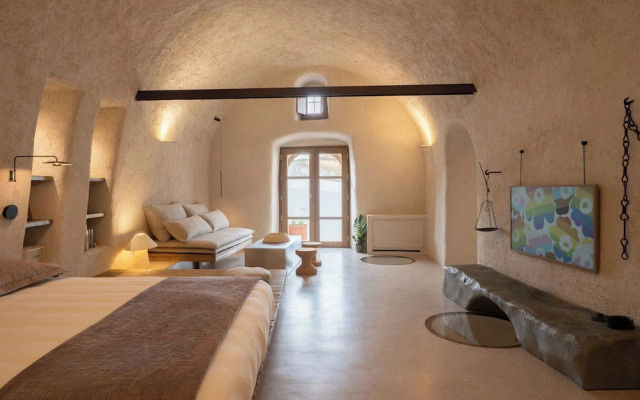 Kanava Cave Winery Villa