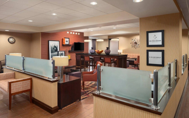 Hampton Inn Belle Vernon