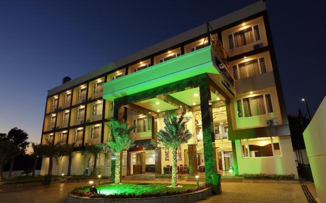 Green Embassy Hotel