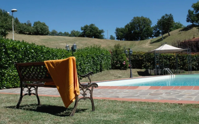 Wonderful Villa With Private Pool in the Heart of Tuscany