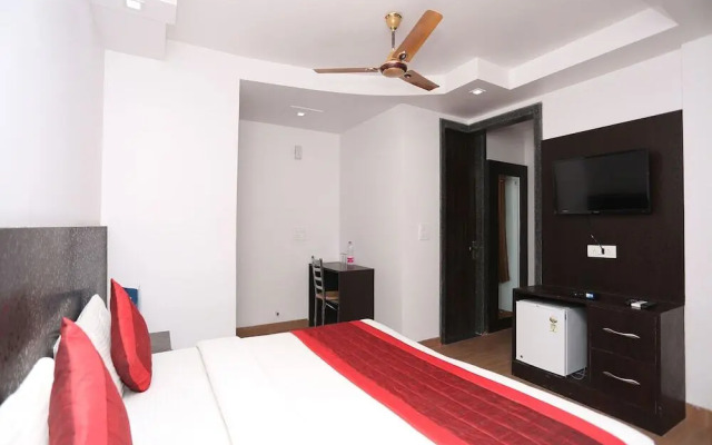 The Curtis By OYO Rooms