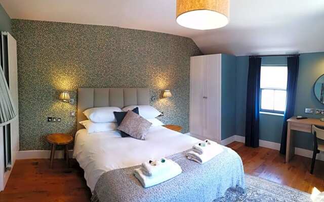The Anglesey Hotel