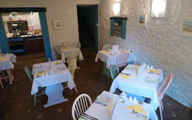 Heathcliff House, Exclusively for Adults, Free Large Car Park