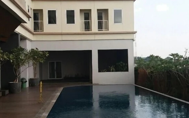 Mahogany x Sagita Karawang