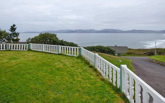 Rossbeigh Beach Guesthouse