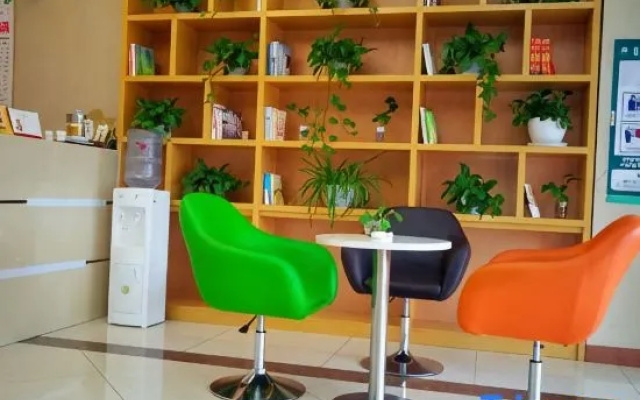 GreenTree (Jiangyin High-Speed Railway Station Meiyuan Avenue) – Hotel Rooms – Wuxi
