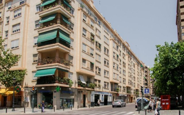 Apartamentos FV Flats Valencia - Mestalla III