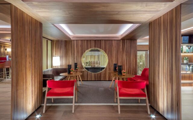 Melia White House Apartments