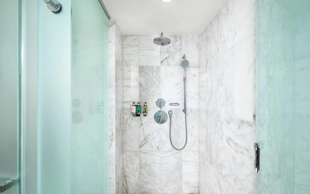 JW Marriott Parq Vancouver