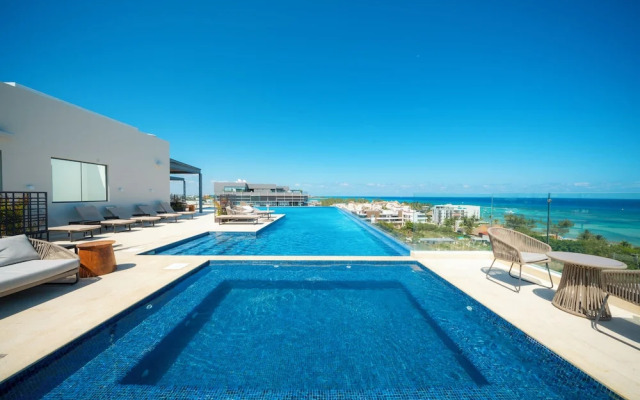 Marila - Luxury 3 BR - Ocean View & Pool