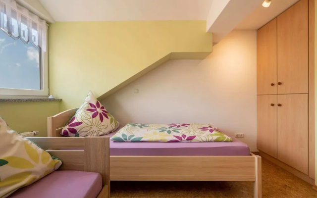 Apartment in Gleissenberg With Garden & BBQ