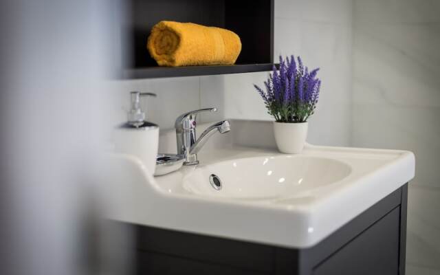 Y1DB Luxurious studio in Playa de LasAmericas