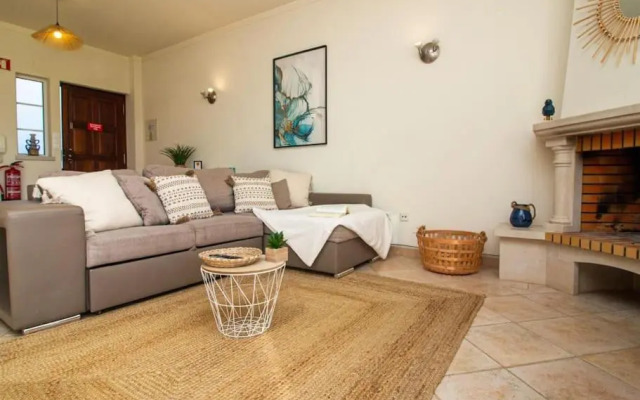 Villa Jóia da Galé by Stay-ici, Algarve Holiday Rental