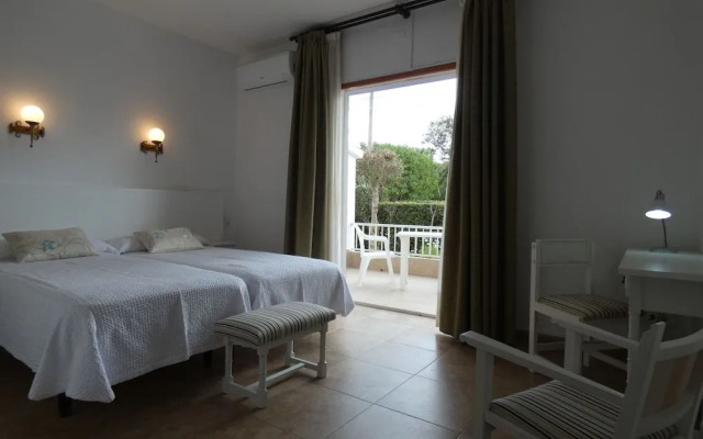 Hostal Port Fornells - Adults Only