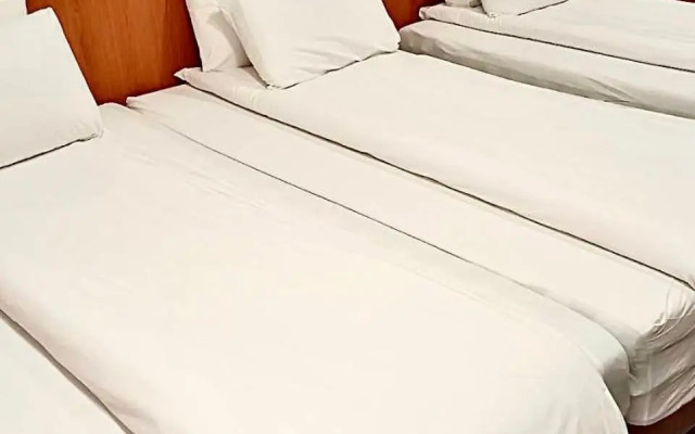 Yinglun Hotel
