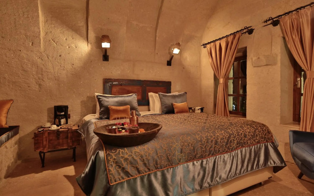 The Owl Cave Hotel