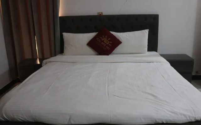 Aqcha Hotel