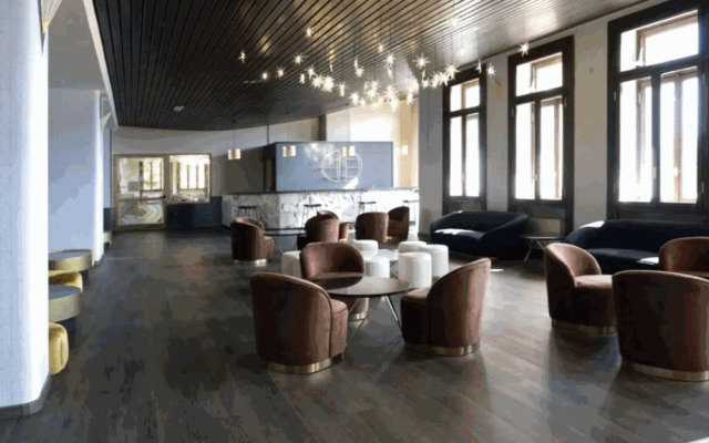 Pràcatinat Hotel & Restaurant