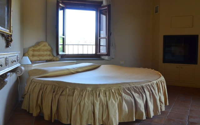 Il Cardo Resort
