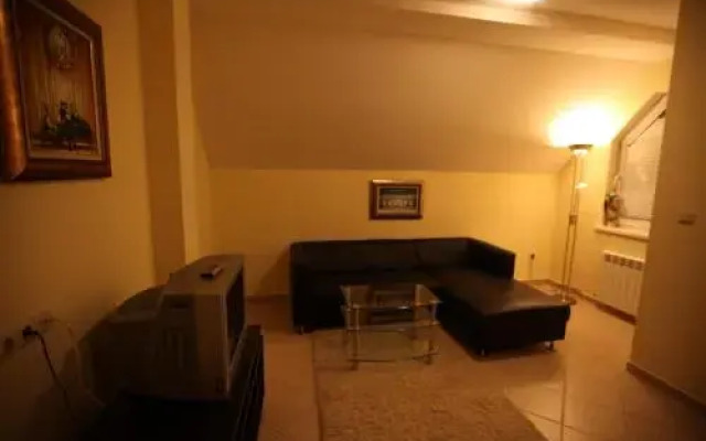 Royal Plaza Hotel Apartments
