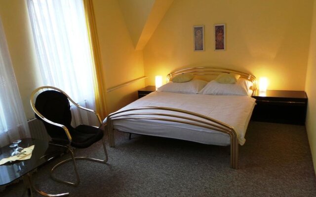 Hotel Lužná