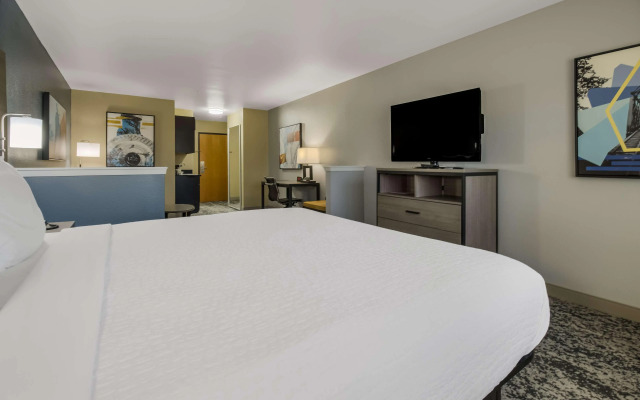 Best Western Temple Inn & Suites